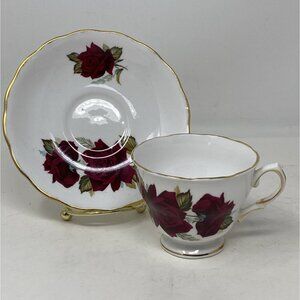 Royal Vale Teacup Tea Cup & Saucer Ridgeway Potteries Pattern 7147 Red Roses